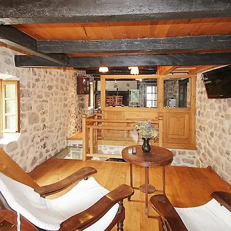 Lavilla Basse * Saint-Julien-du-Serre